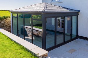Modern solid roof extension
