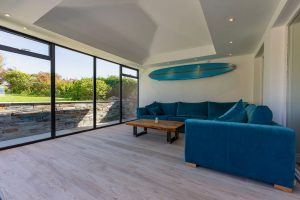 Insulated solid roof extension